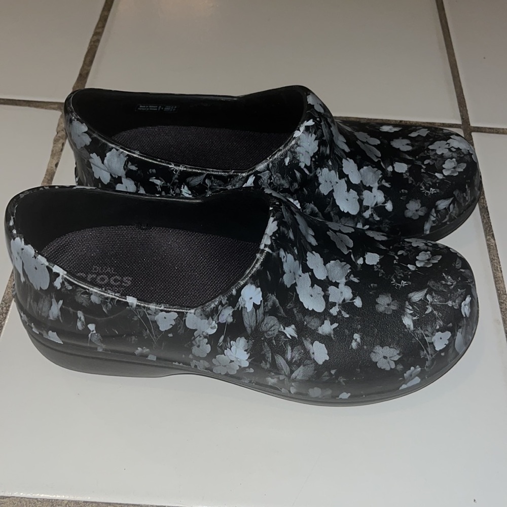 Women's Black Neria Pro Ii Clog | Slip Resistant Work Shoes - Picture 4 of 12